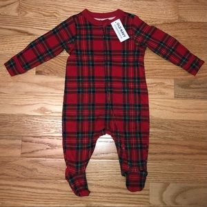 NEW Infant Baby 0-3 Months Footed Pajamas PJs Red Black Plaid Christmas Holiday